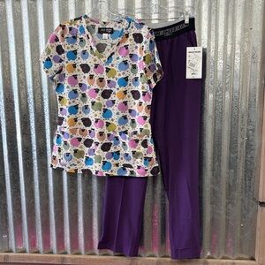 Women’s Scrub Set-Print Top-Eggplant Scrub Pants-S/S Regular Length Pants